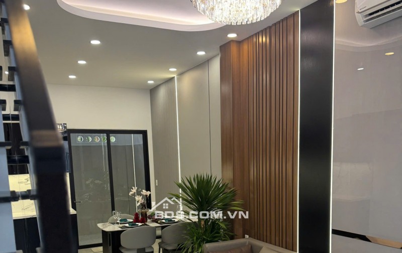 Chính chủ BÁN NHÀ TRUNG TÂM, HẺM 278 TẦM VU cọc khoan nhồi chắc chắn - 2.85 TỶ